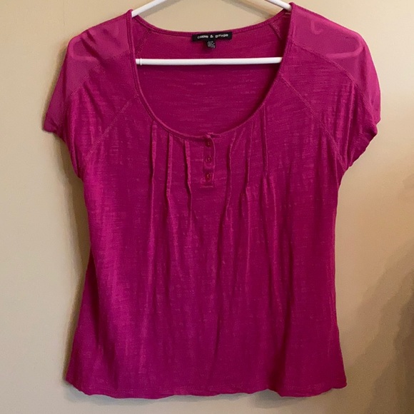2/$24 Cable & Gauge fuchsia knit top - Picture 3 of 9